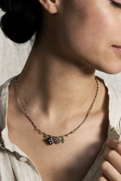Collier Hearty