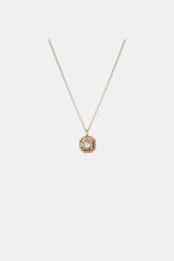 Collier Leeba