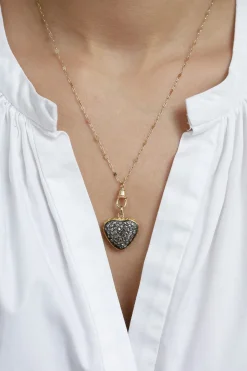 Collier Love