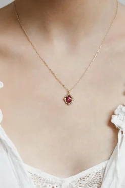 Collier Mallory