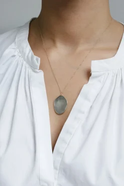 Collier Tom