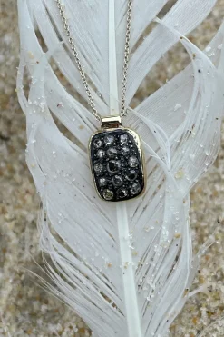 Collier Tony